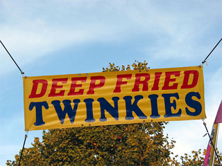 2011_04_17_DeepFriedTwinkies.jpg
