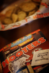 2010_10_Hooters.jpg