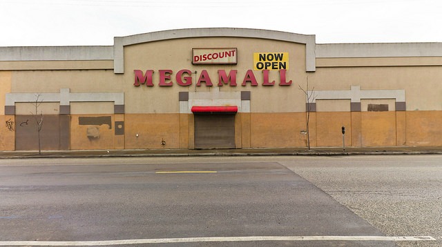 logan_mega_mall.jpg
