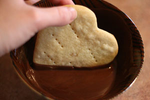2008_01_cookie_dip.jpg