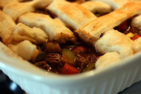 beef_vegetable_potpie_dig_in.jpg