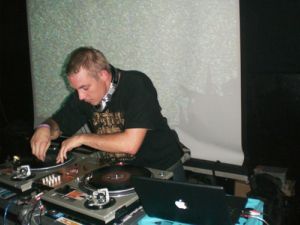 20085_03_diplo.jpg
