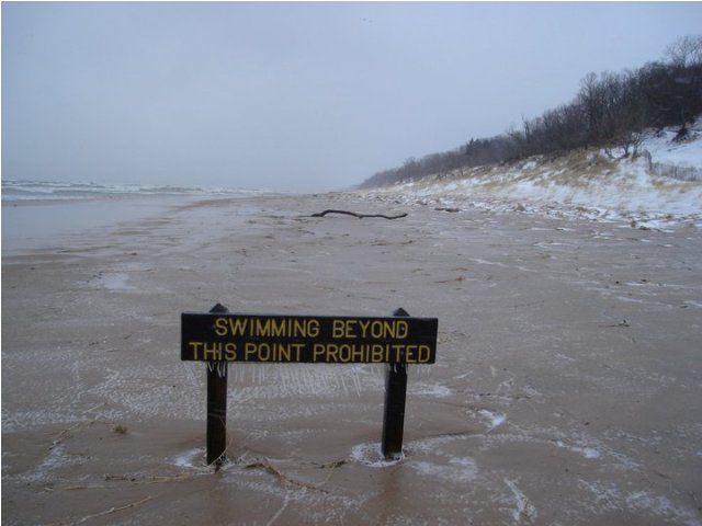 2010_12_16_Indiana_dunes.jpg