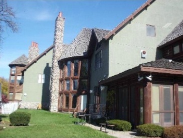 2011_12_13_rkelly_mansion.jpg