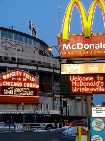 2011_12_14_wrigleyville_mcdonalds.jpg