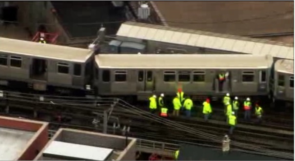 2011_4_19_derailment.jpg