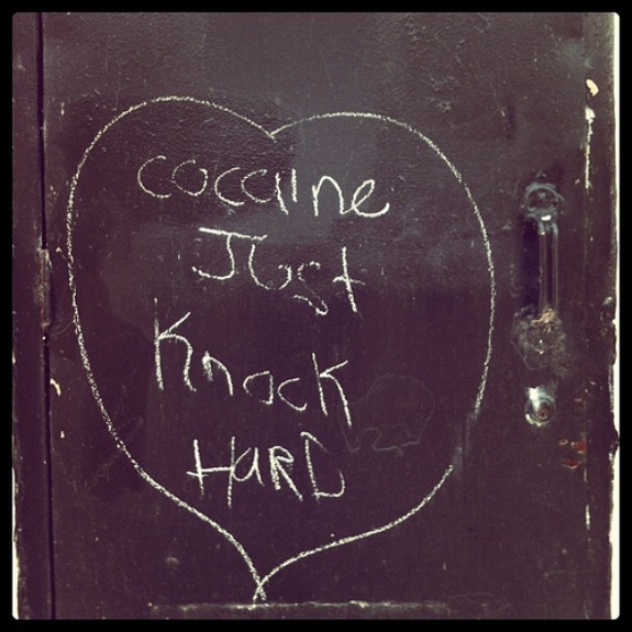 2012_01_31_cocaine1.jpg