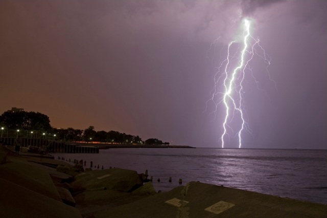 2013_7_20_lightningstrikes.jpg
