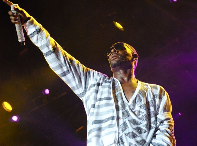 2013_7_22_p4k_rkelly1.jpg