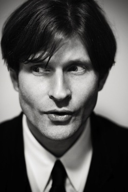 2014_01_crispin-glover_01.jpg