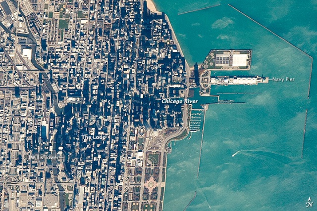 2014_12_23_chicagofromspace.jpg