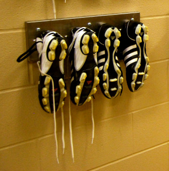 2009_10_cleats.jpg