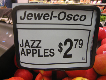 2009_2_jaz_apples.jpg