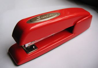 2009_2_stapler.jpg