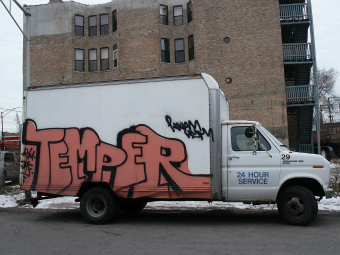 2010_12_chicago_truck.jpg
