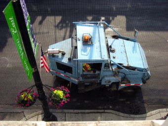 2010_3_street_sweeper.jpg