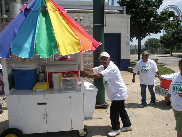 2014_08_streetvendors.jpg