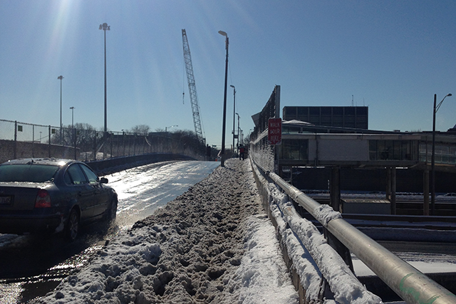 2015_02_walk_snow_cta.png