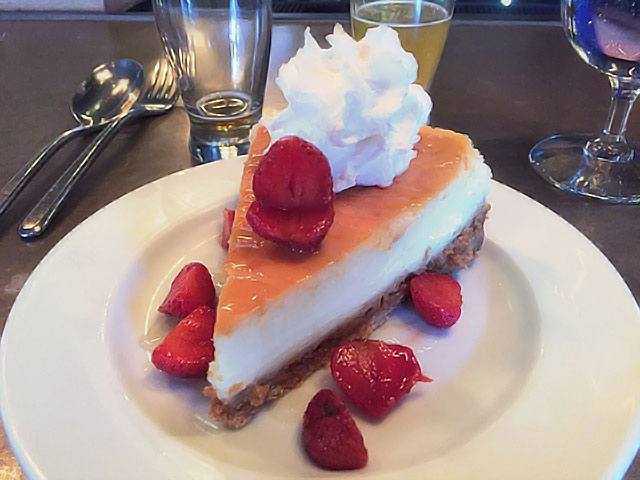 2015_06_cheesecake_two.jpg