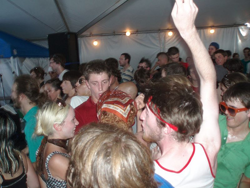 2007_7_12_biz3tent.jpg