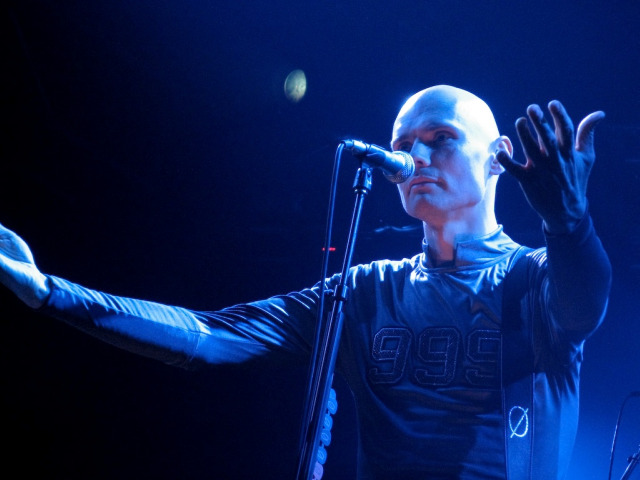 2009_07_corgan.jpg