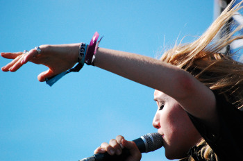 2009_08_lykke_li.jpg