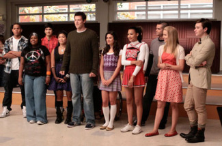 2010_02_glee.jpg