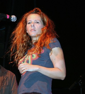 2011_07_neko_case_p4k_preview.jpg