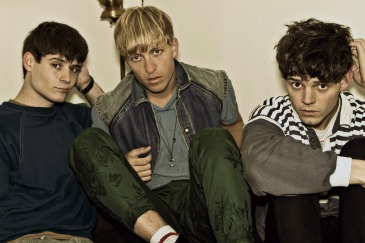 2012_04_the_drums.jpg