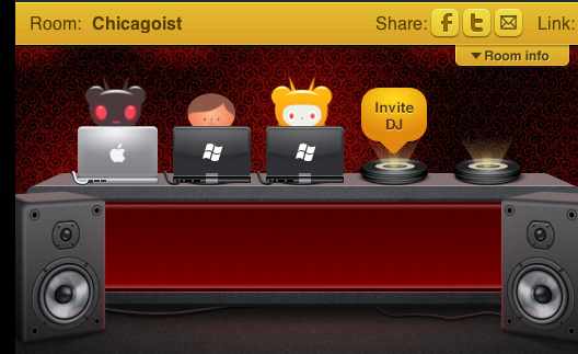 chicagoistturntable.png