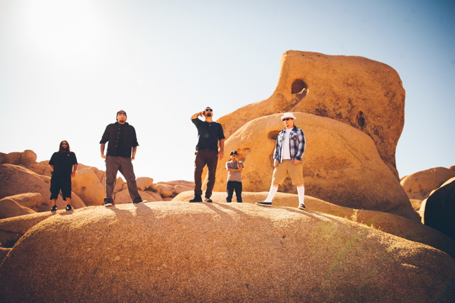 deftones_9_30_2013.jpg